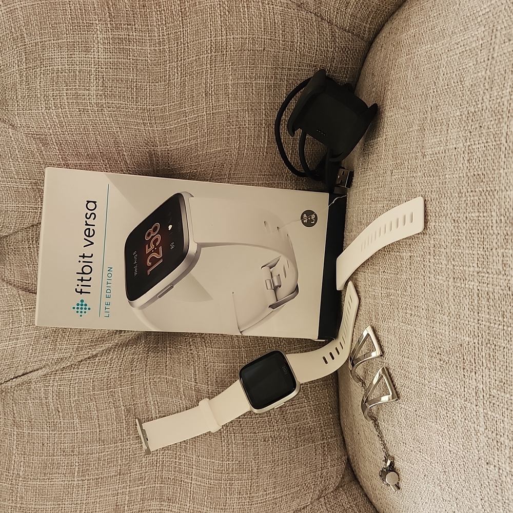 Fitbit Versa Lite Edition S & L Band